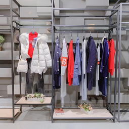 以乐观勇敢的心，穿出吉普赛女孩的自由率性——探索GYPSET风格女装的折扣批发世界