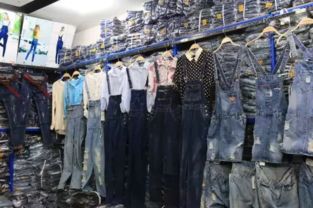 服装尾货 库存之殇与暴利之谜